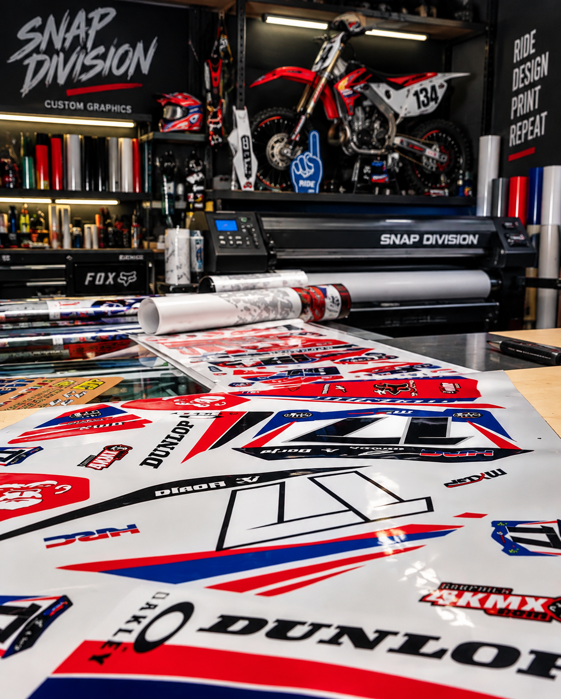 Snap Division · Custom MX Graphics